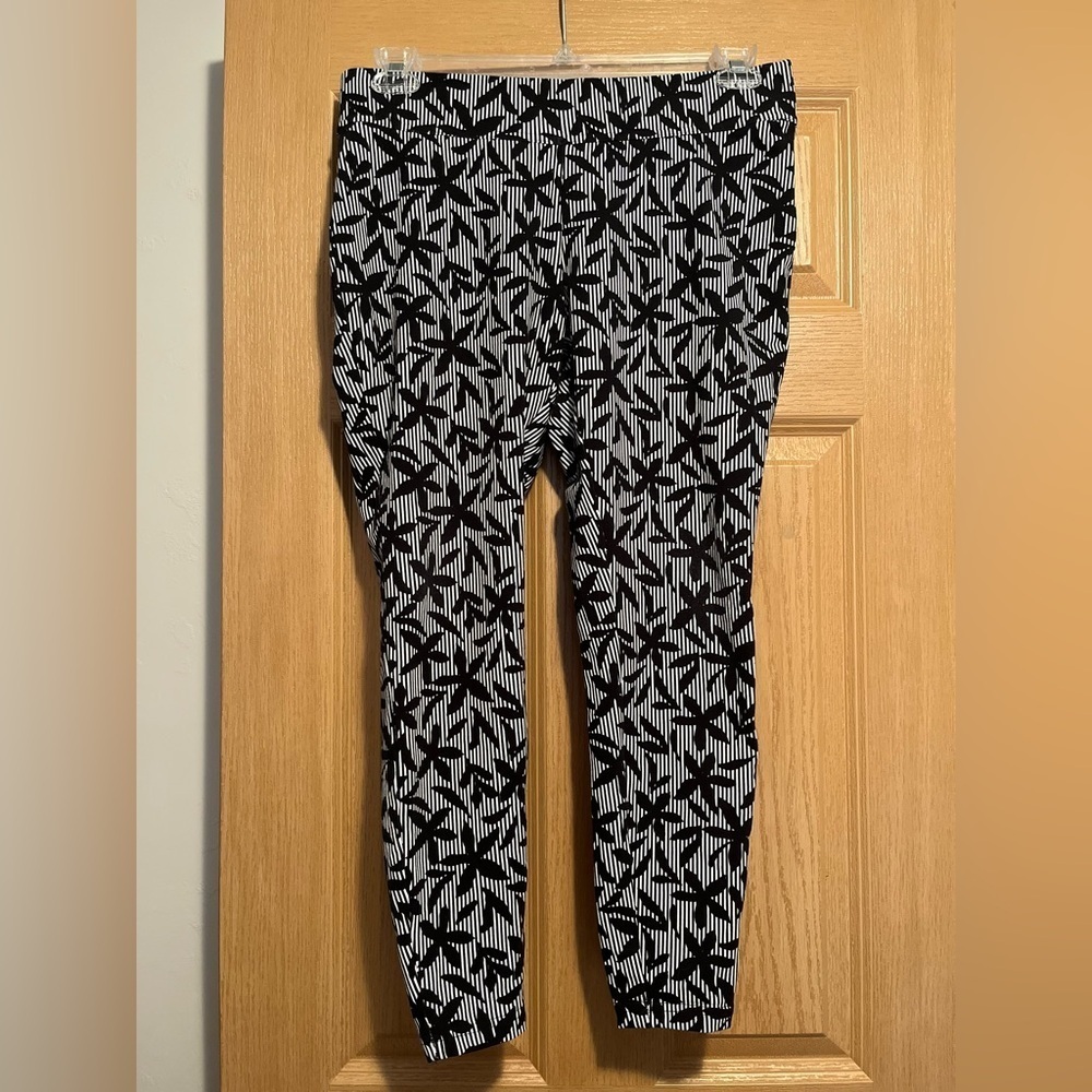 Lands End Starfish Pull On Leggings Floral & Striped Print - Picture 4 of 5